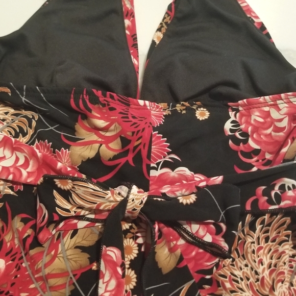 Speechless Floral Print Halter Top - Picture 7 of 8